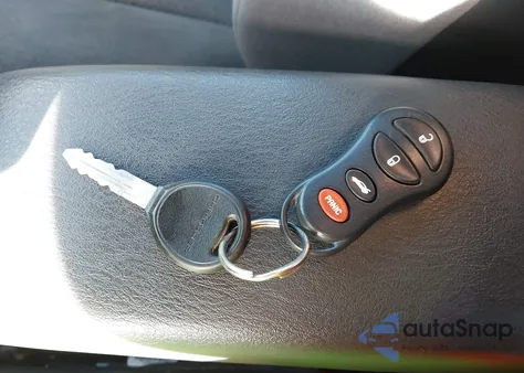 2006 Chrysler Sebring Gtc z USA, uszkodzony, nr VIN 1C3EL75R76N100321